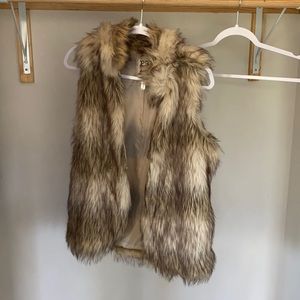 Fur vest